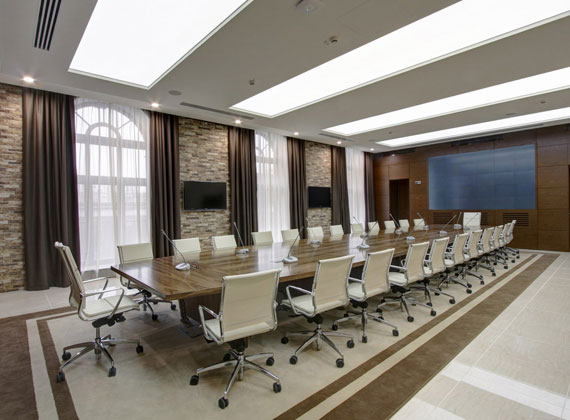 sala riunioni ufficio moderno