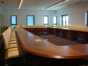 sala-riunioni-sedie-da-ufficio-Viva-Moving-002