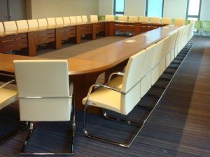 sala-riunioni-sedie-da-ufficio-Viva-Moving-004