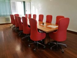 sala-riunioni-sedia-Giada-Moving-005