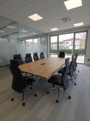 sala-riunioni-sedia-Crono-Moving-001