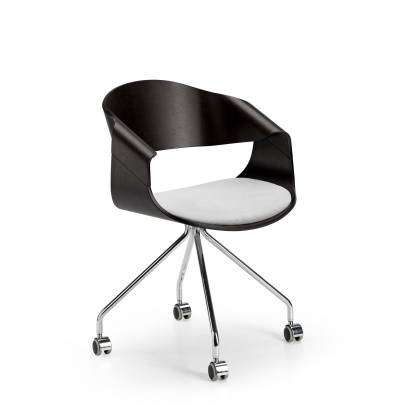 Personalizzazione di finiture e rivestimenti sedute living